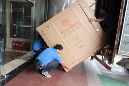 虎丘钢琴贵重工艺品无忧运